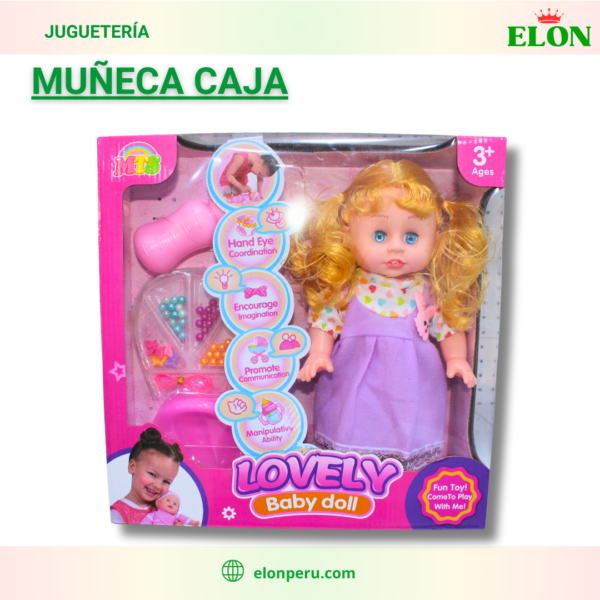 Muñeca en caja